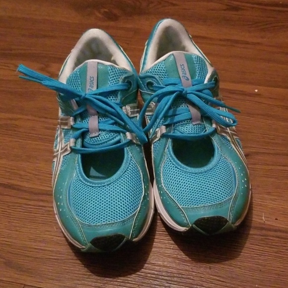 Asics - Picture 2 of 4